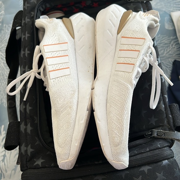 Adidas ladies, 20$!!! - Picture 3 of 4